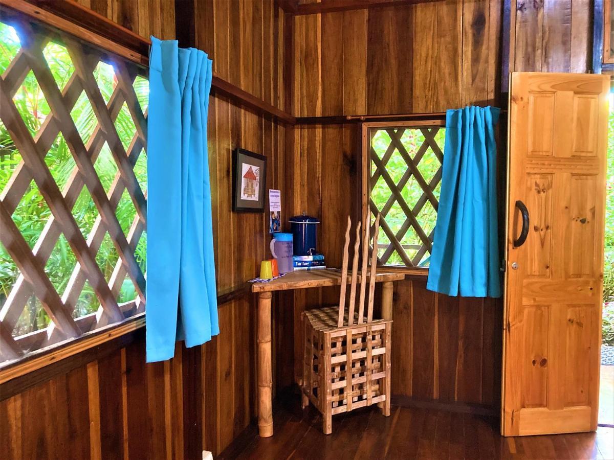 Coral Hill Bungalows Cahuita Exterior photo