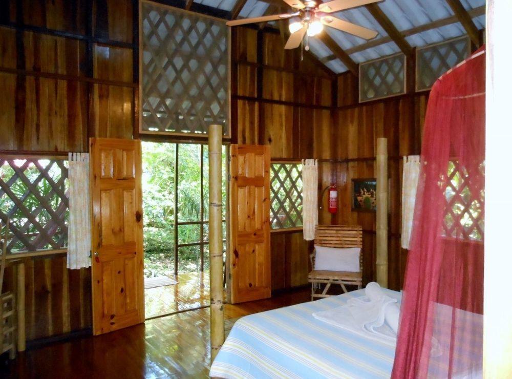 Coral Hill Bungalows Cahuita Exterior photo