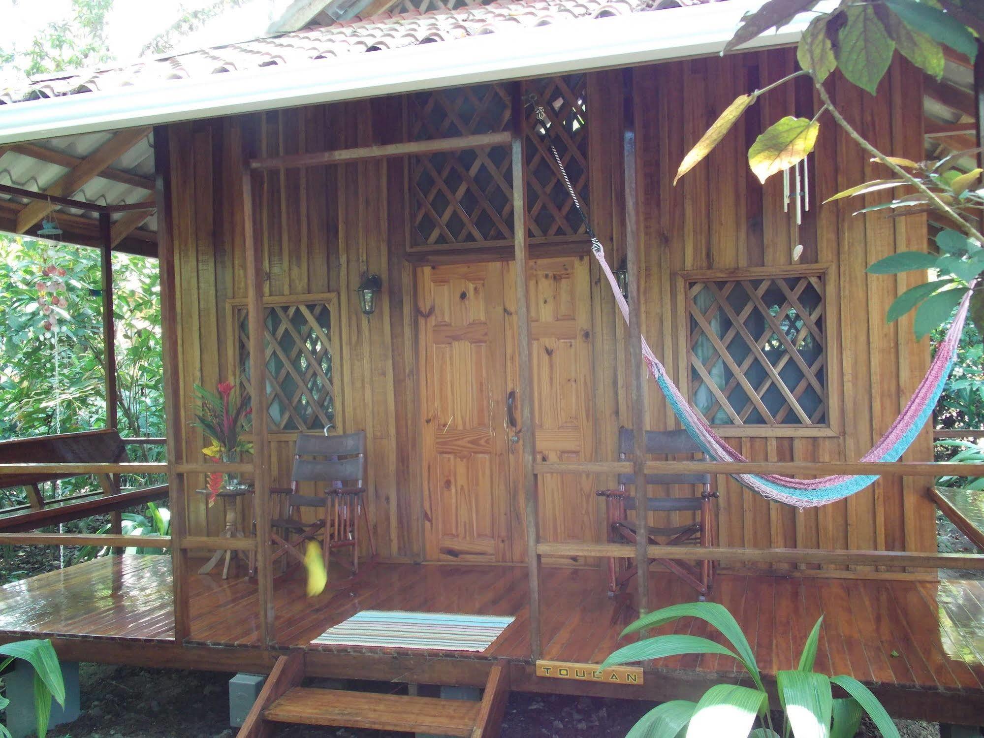 Coral Hill Bungalows Cahuita Exterior photo