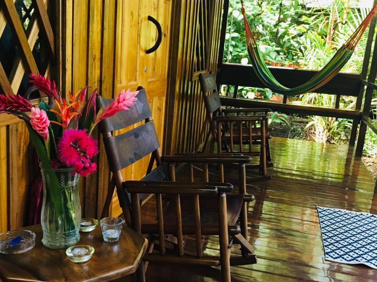 Coral Hill Bungalows Cahuita Exterior photo