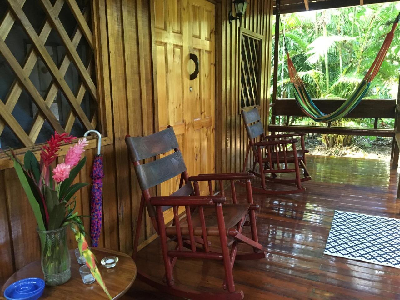 Coral Hill Bungalows Cahuita Exterior photo